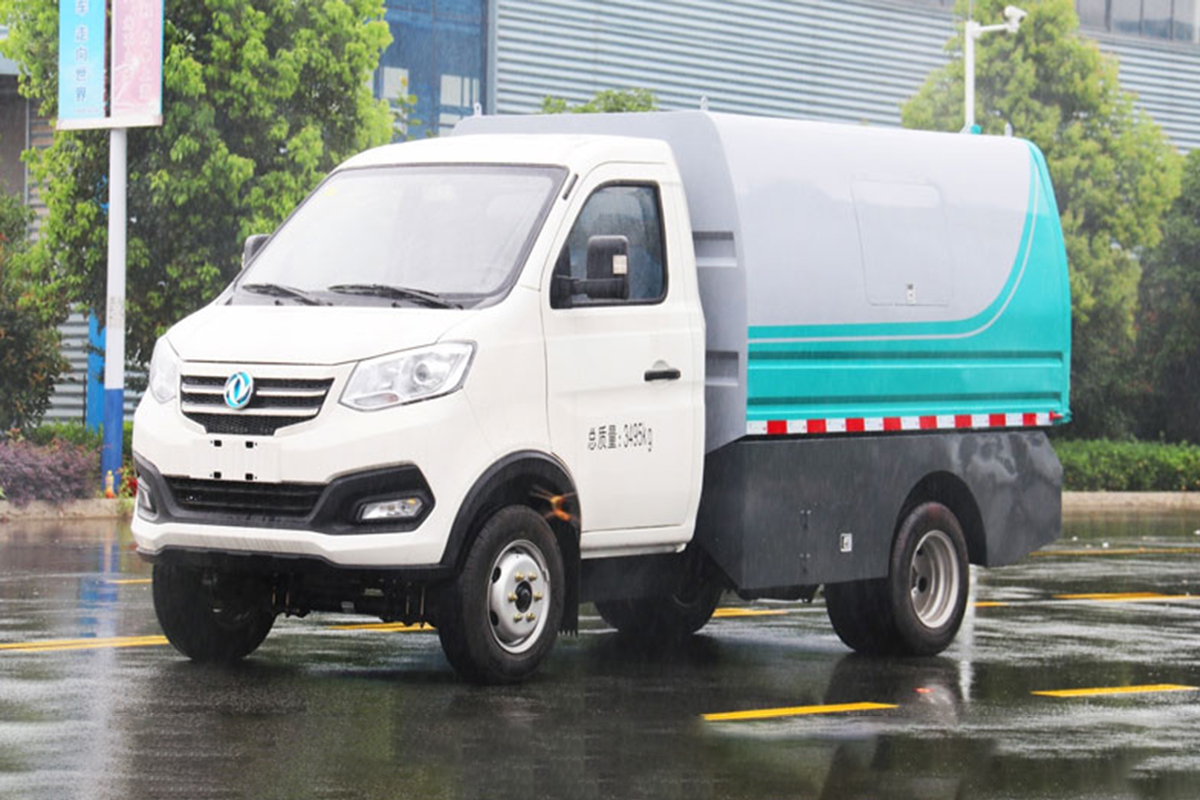 東風(fēng)純電動(dòng)廂式垃圾車(chē)
